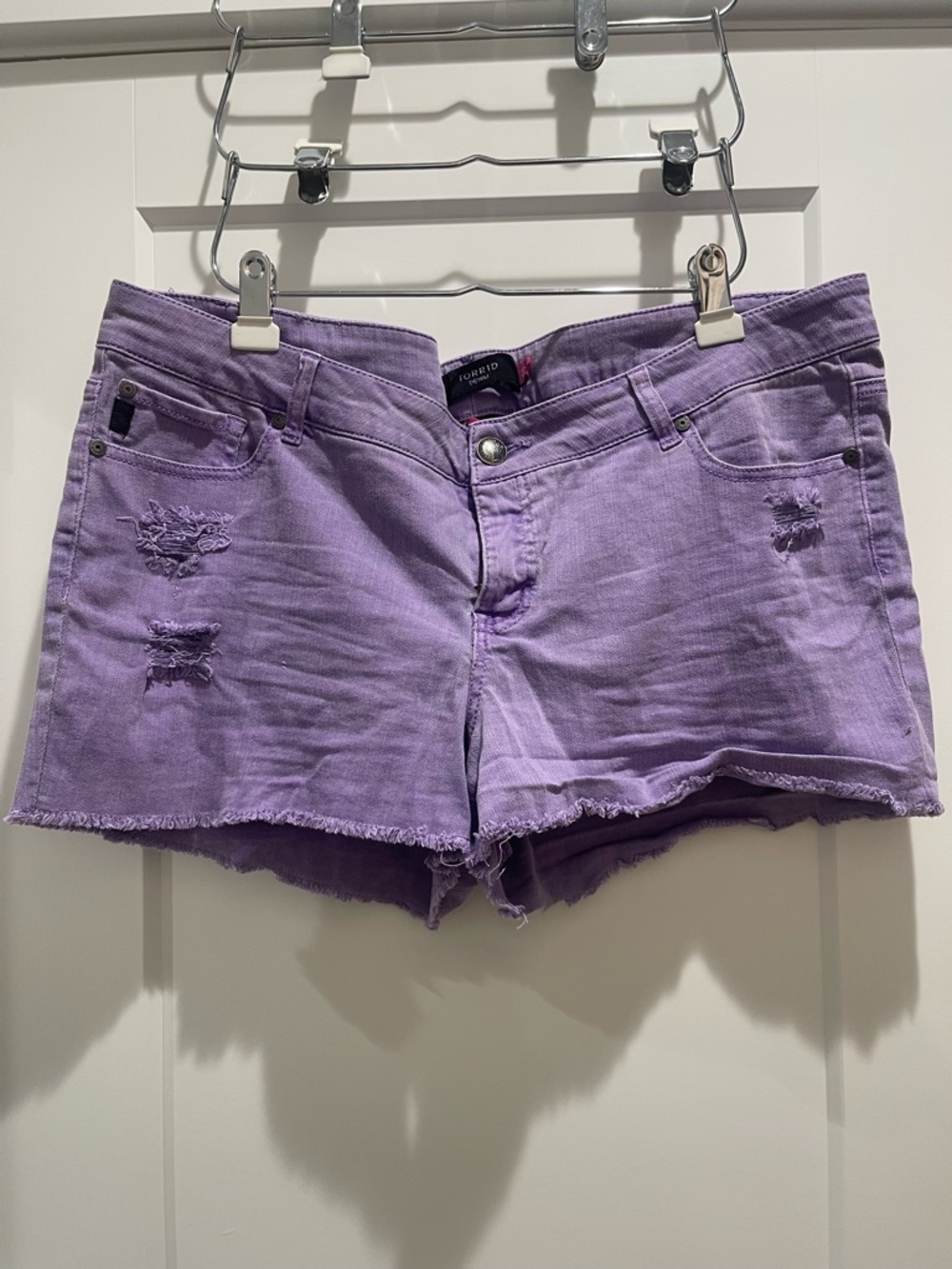 Torrid Purple Distressed Denim Shorts Women’s Size 20 Cutoff Frayed Hem